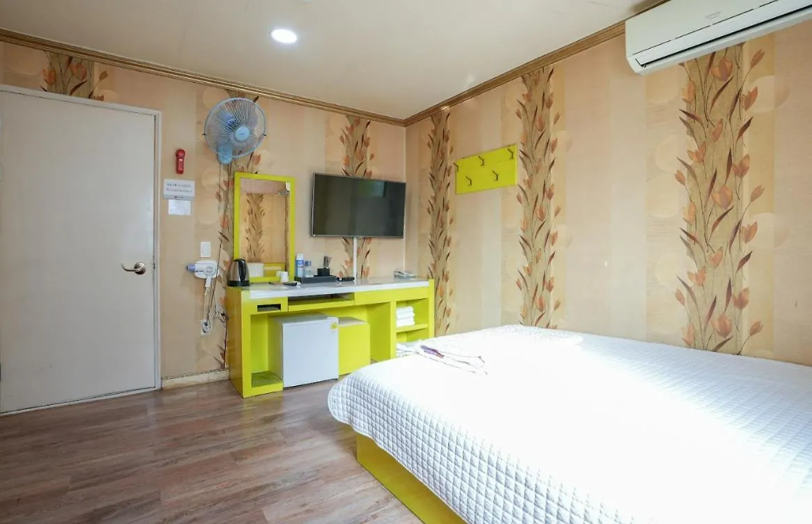 K Motel Daeyeon Busan