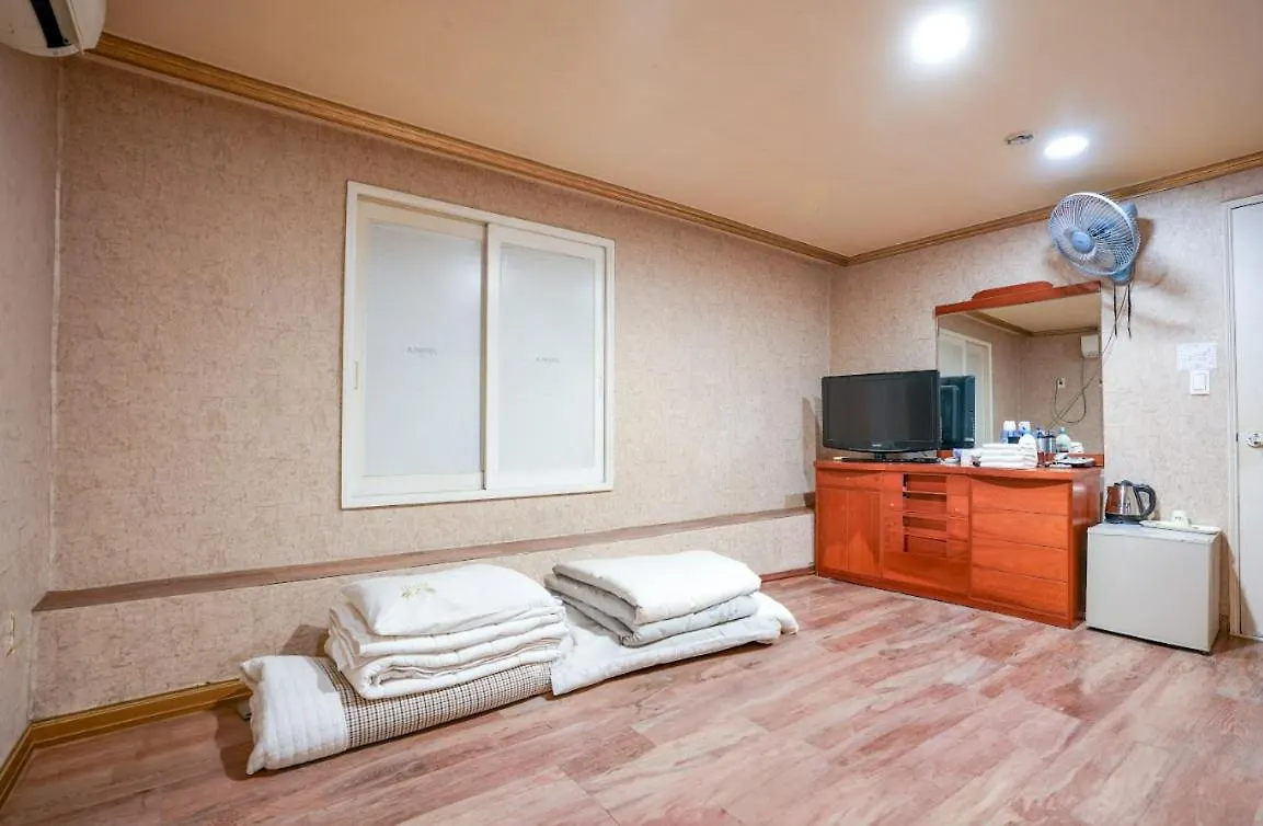 K Motel Daeyeon Busan